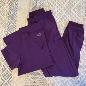 Women’s Scrub Set